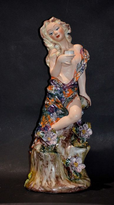 Porcelana Roceram, figurka Suzy 37cm do kolekcji
