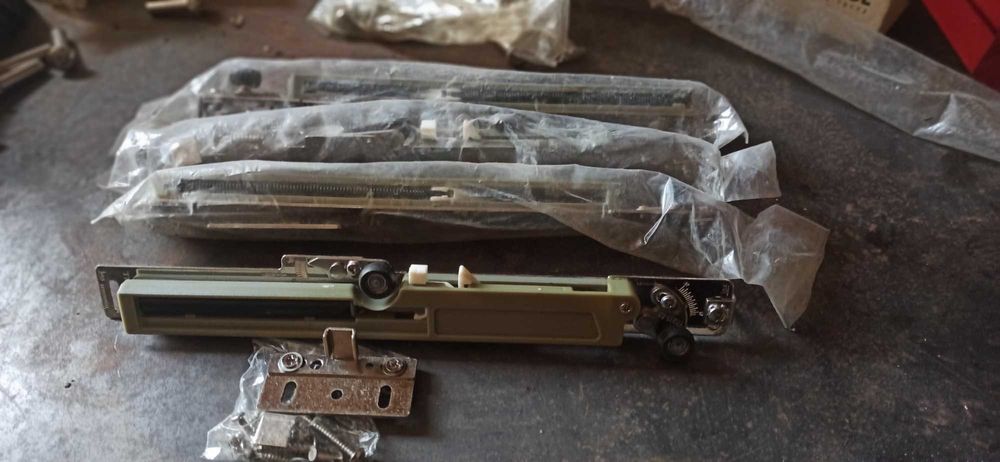 Profil meblowy szafa drzwi przesuwne lustro