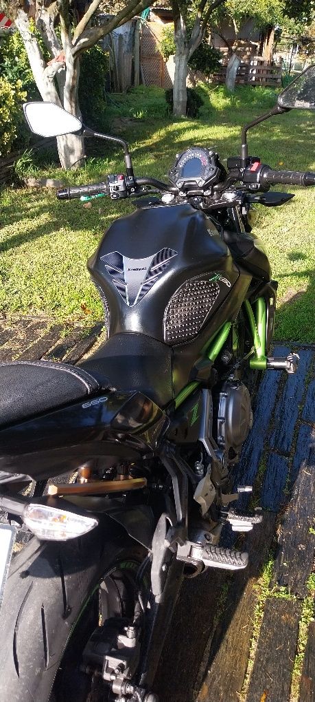 Vendo ou troco kawasaki z650