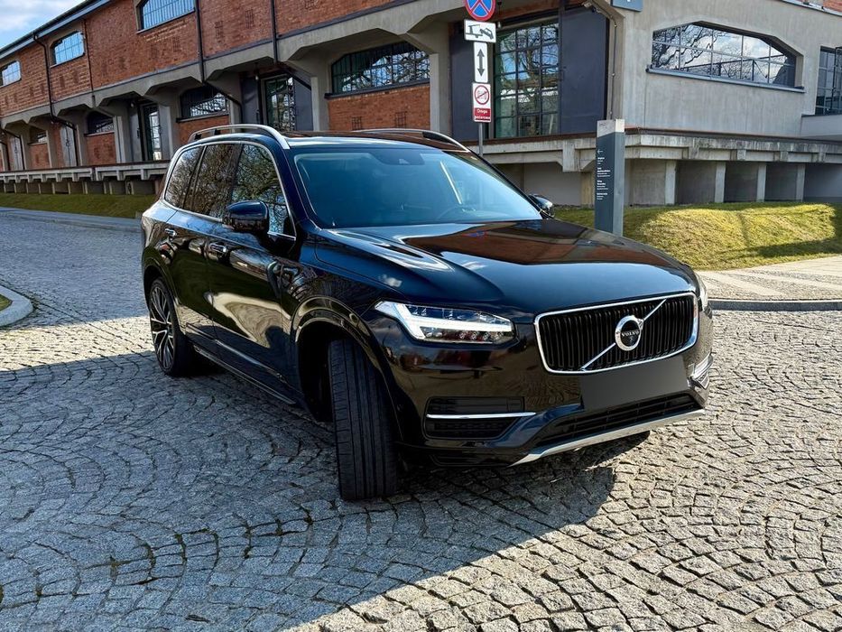 Volvo XC 90 T5 AWD • Momentum+ • Panorama • 7 os. • 79 tys. km