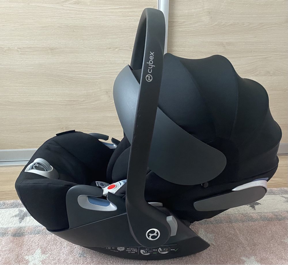 Foteliki Cybex Cloud Z i-size deep black Blizniaki