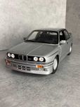 BMW M3 E30 Minichamps 1/18