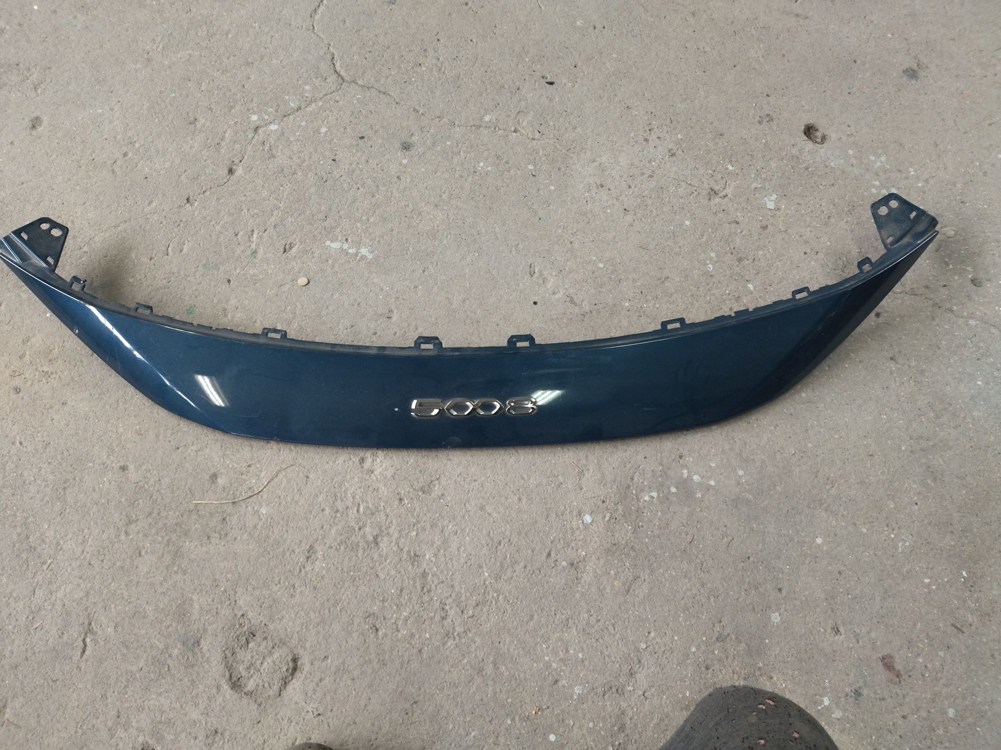 Listwa blenda zderzaka Peugeot 5008
