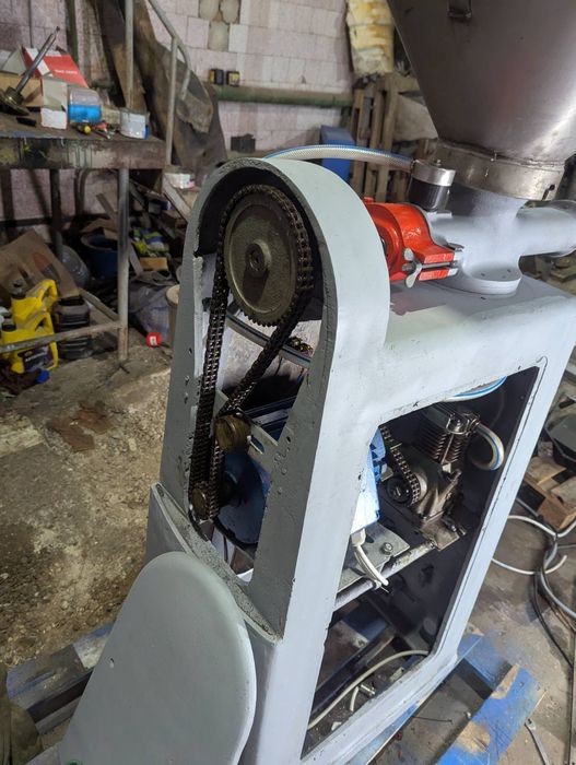 Шприц Идеал-У159.вакуумный,двухшнековый,колбасное,мясное.