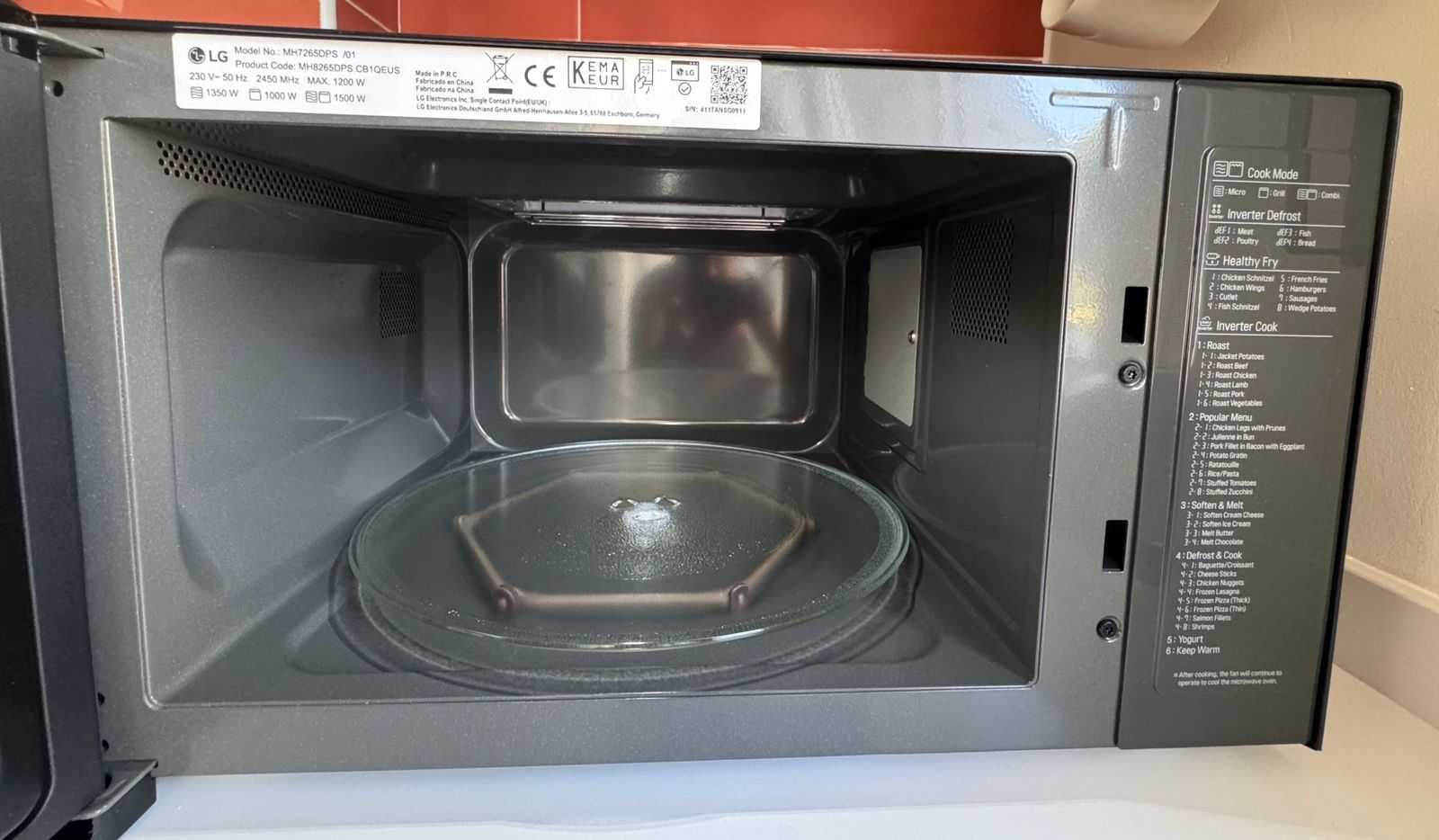 Saída do país – móveis impecáveis – Micro-ondas com Grill LG