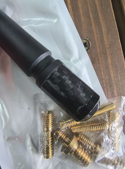 Антена автомобільна 20см