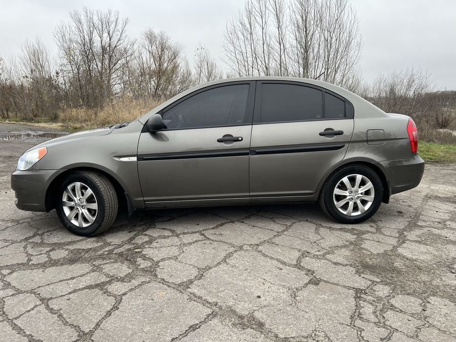 Авто Hyundai accent 2009 рік,ідеальний стан,125 тис пробігу