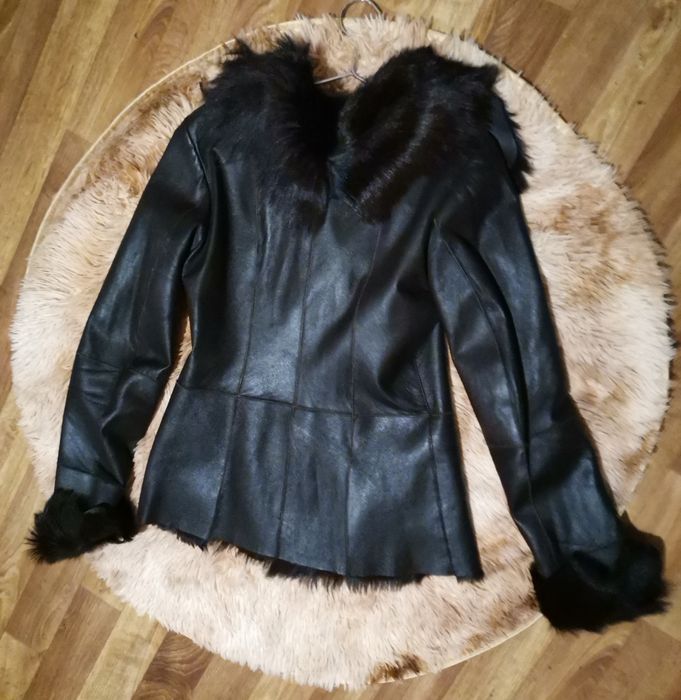 Женская дубленка