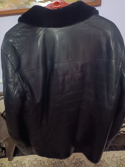 Шкіряна натуральна куртка