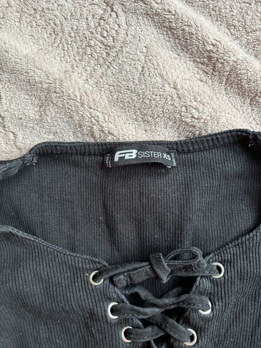 Кофтини чорні.