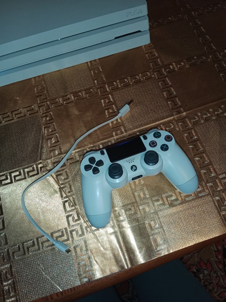 Playstation 4 Pro 1 Tb