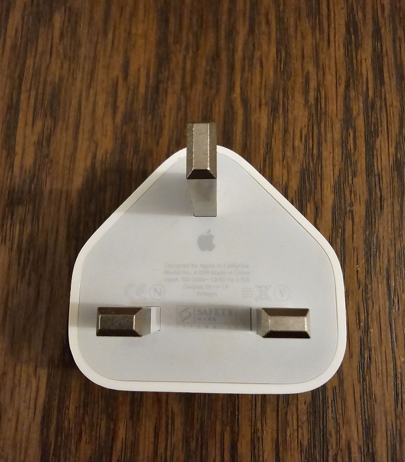 Ładowarka iphone UK z adapterem UK/EUR