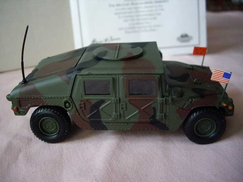 Matchbox Collectibles HUMVEE-M 998 HMMWV Unikat