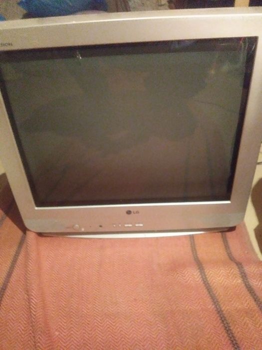 Телевізор LG . .
