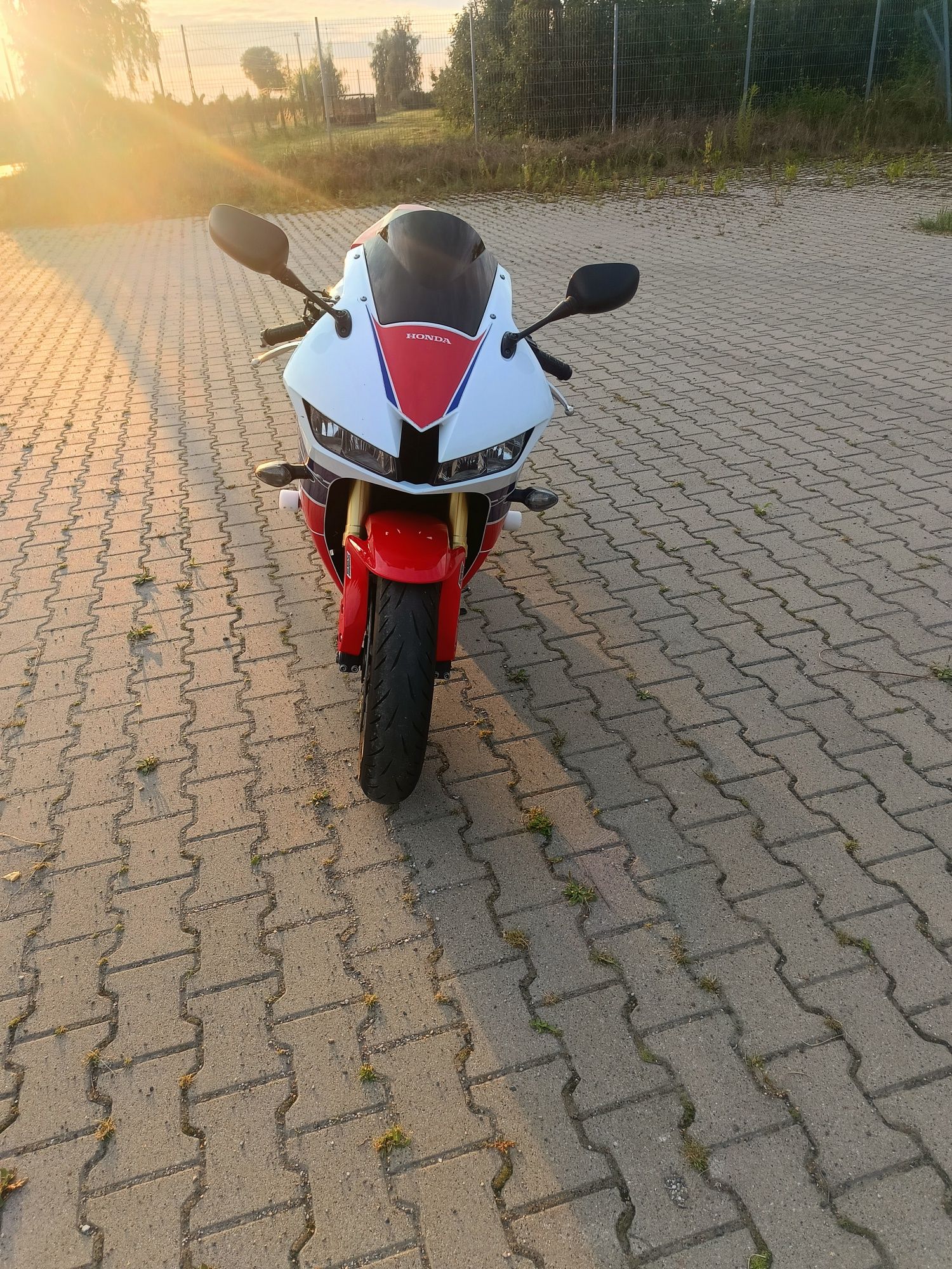Honda CBR 600rr pc 40