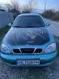 Daewoo LANOS кореец 1.5 1998