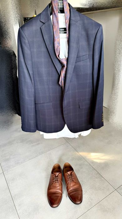 garnitur męski w kratę