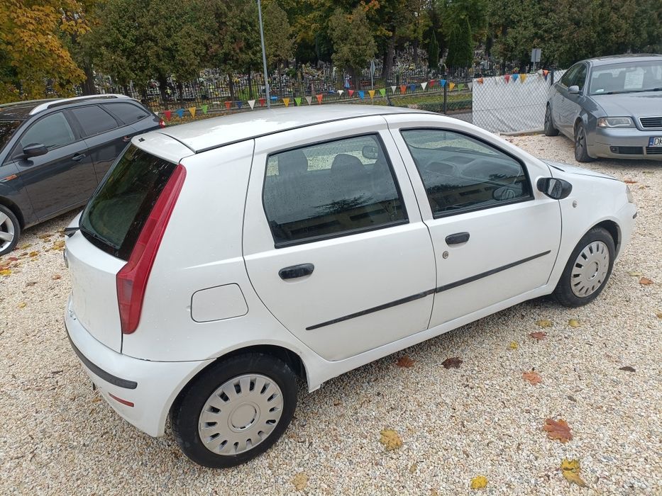 Fiata Punto ll Lift 1.2 benzyna Nowe progi nowy przeglad 2005 rok
