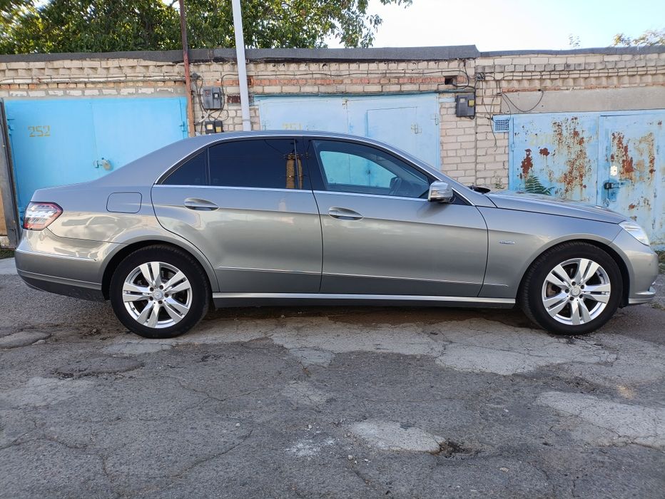 Продам Mersedes E220,w212