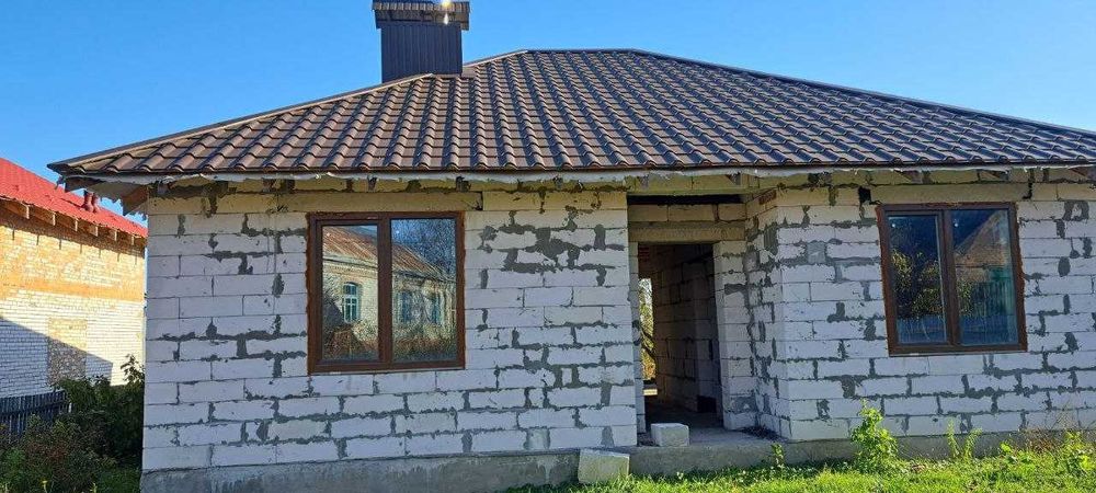 продам недобудований будинок. Якушинці.Біля сільської ради