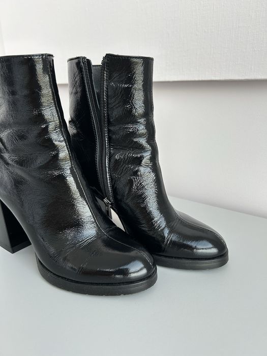 Зимові ботинки, натуральна лакована шкіра, 35,5 розмір