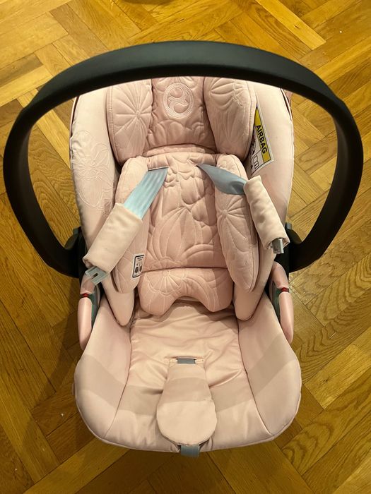 Cybex fotelik samochodowy Flowers różowy