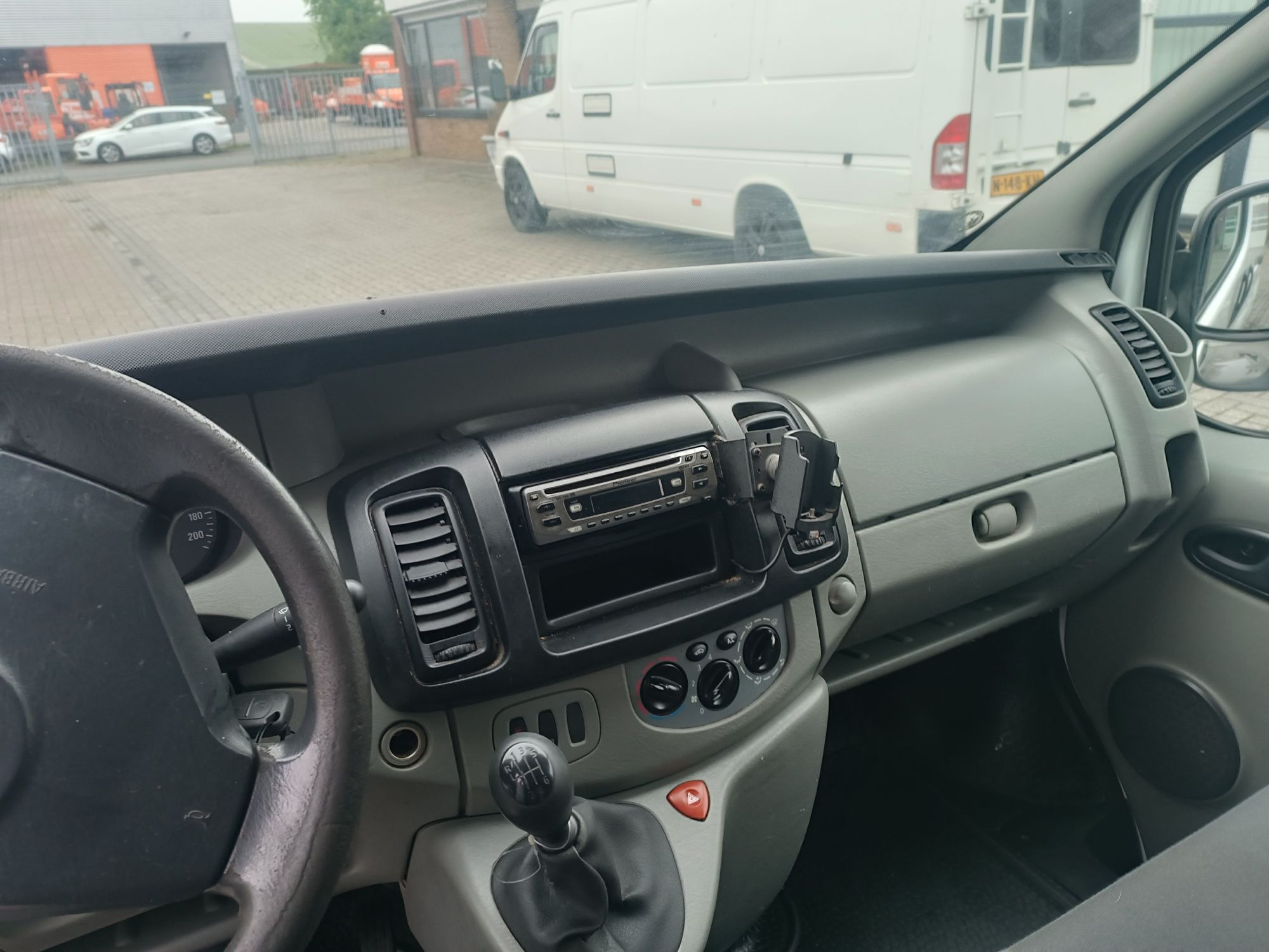 Opel Vivaro Long klima sprowadzony
