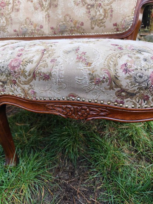 Komplet wypoczynkowy w stylu Ludwik XVI