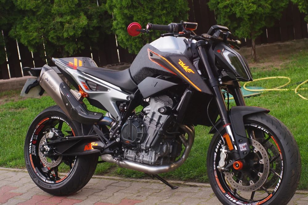 KTM Duke KTM duke 790 2018rok 11tys km BEZWYPADEK ABS Quickshifter Akrapovic