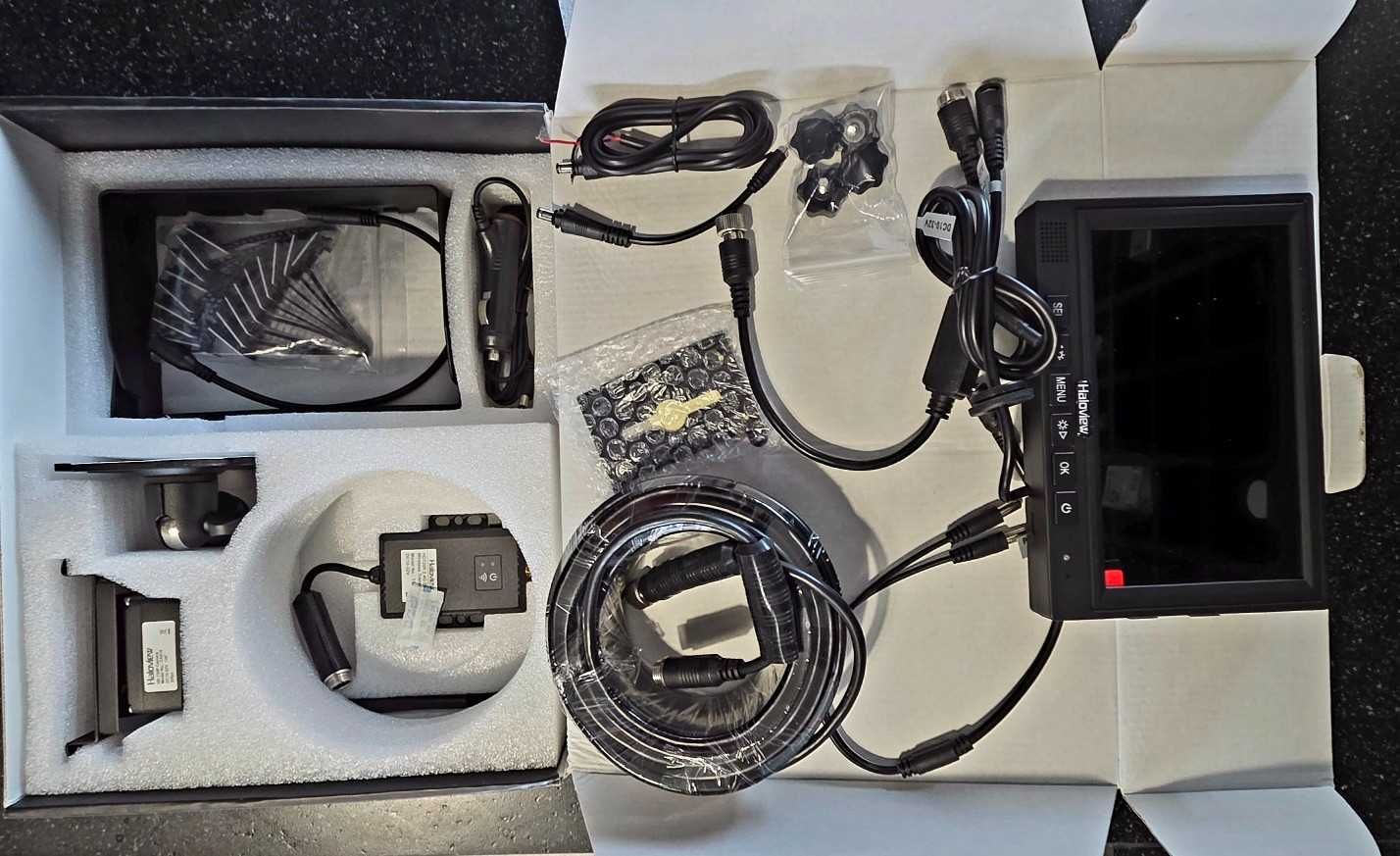 Kamera z monitorem Haloview RD7 do kampera, przyczepy, tira