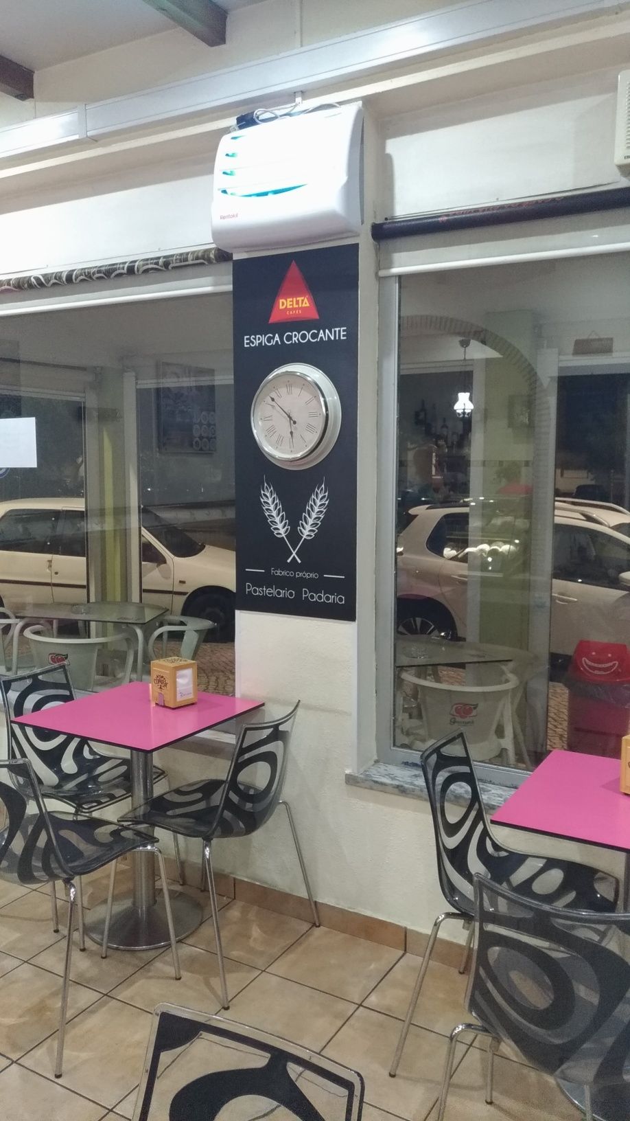 mesas e cadeiras restauração