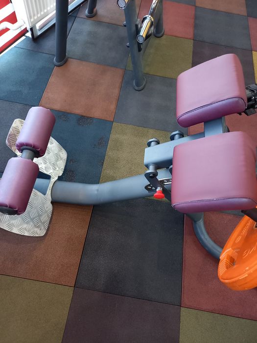 Перетяжка мебели, тренажёров в спорт залах