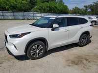 Toyota HIGHLANDER 2021 Xle ~