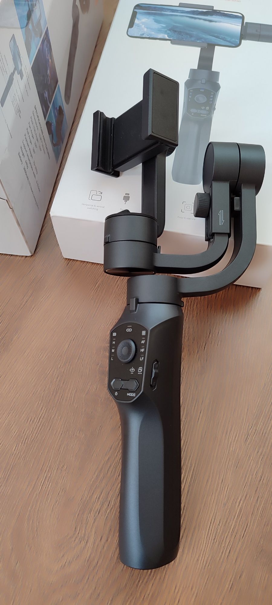 3-х осьовий стабілізатор для смартфонів F-10pro 3-Axis Gimbal