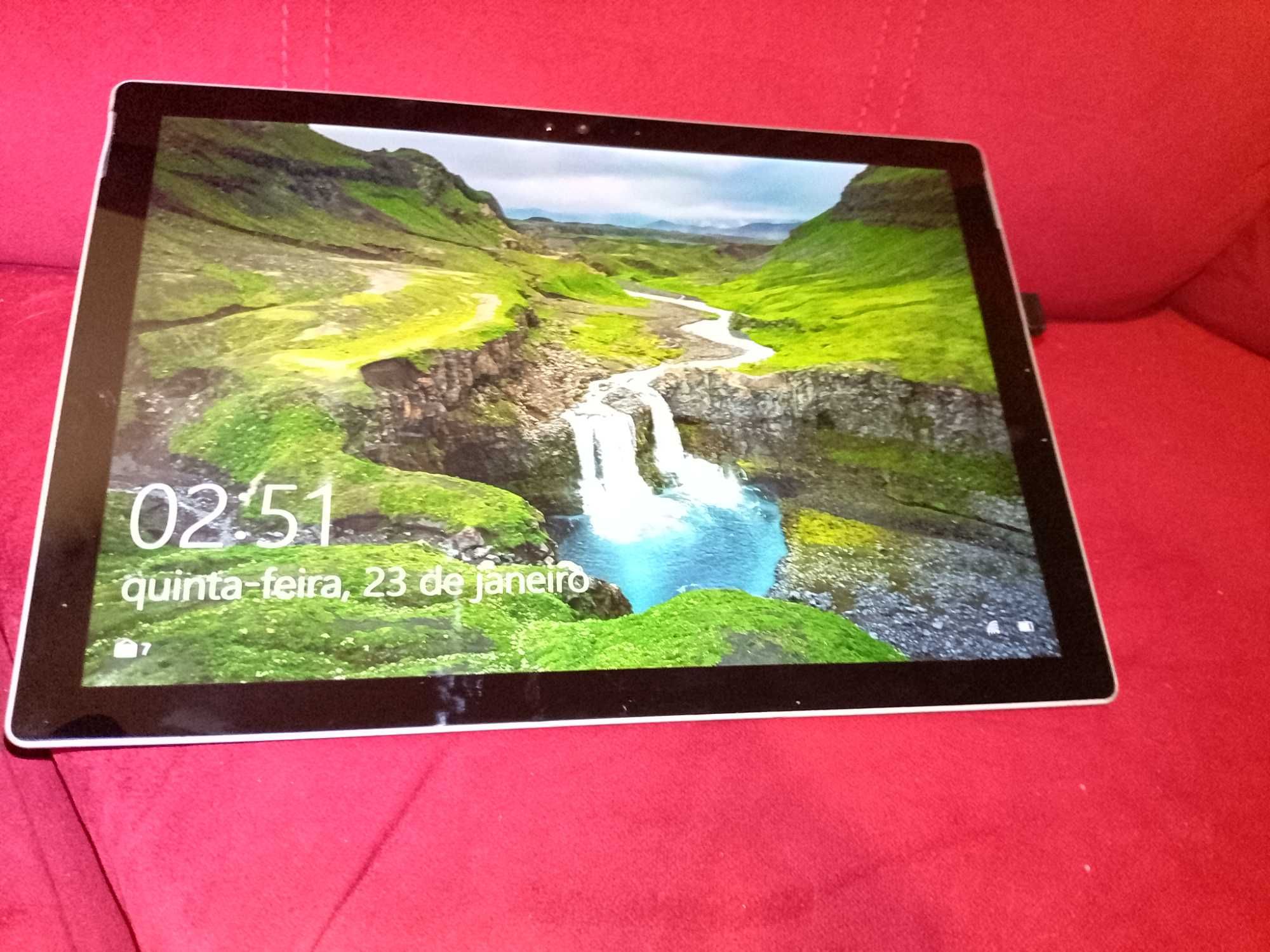 vendo Microsoft Surface i5 com oferta de teclado