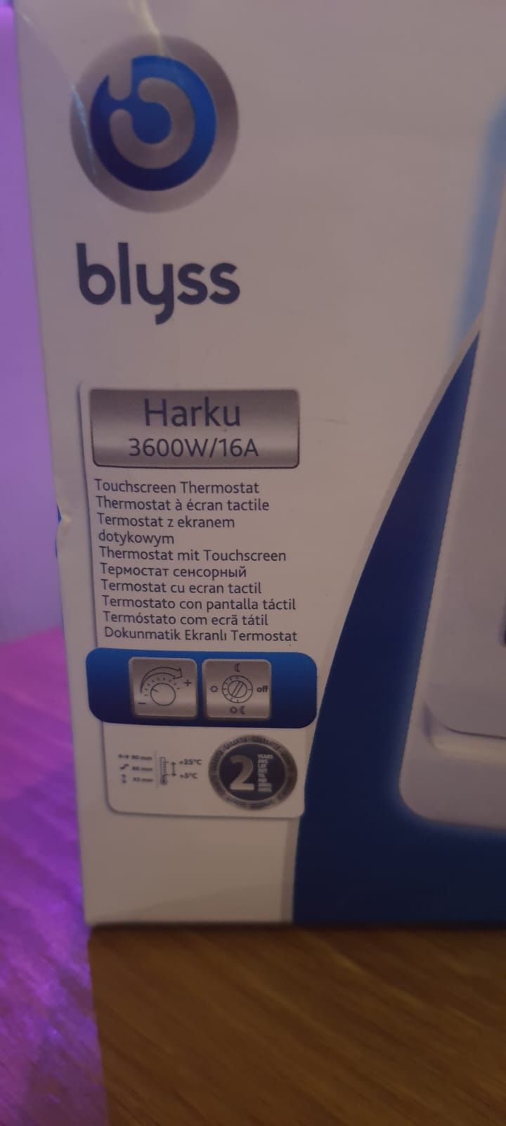 termostat dotykowy Blyss programowalny
