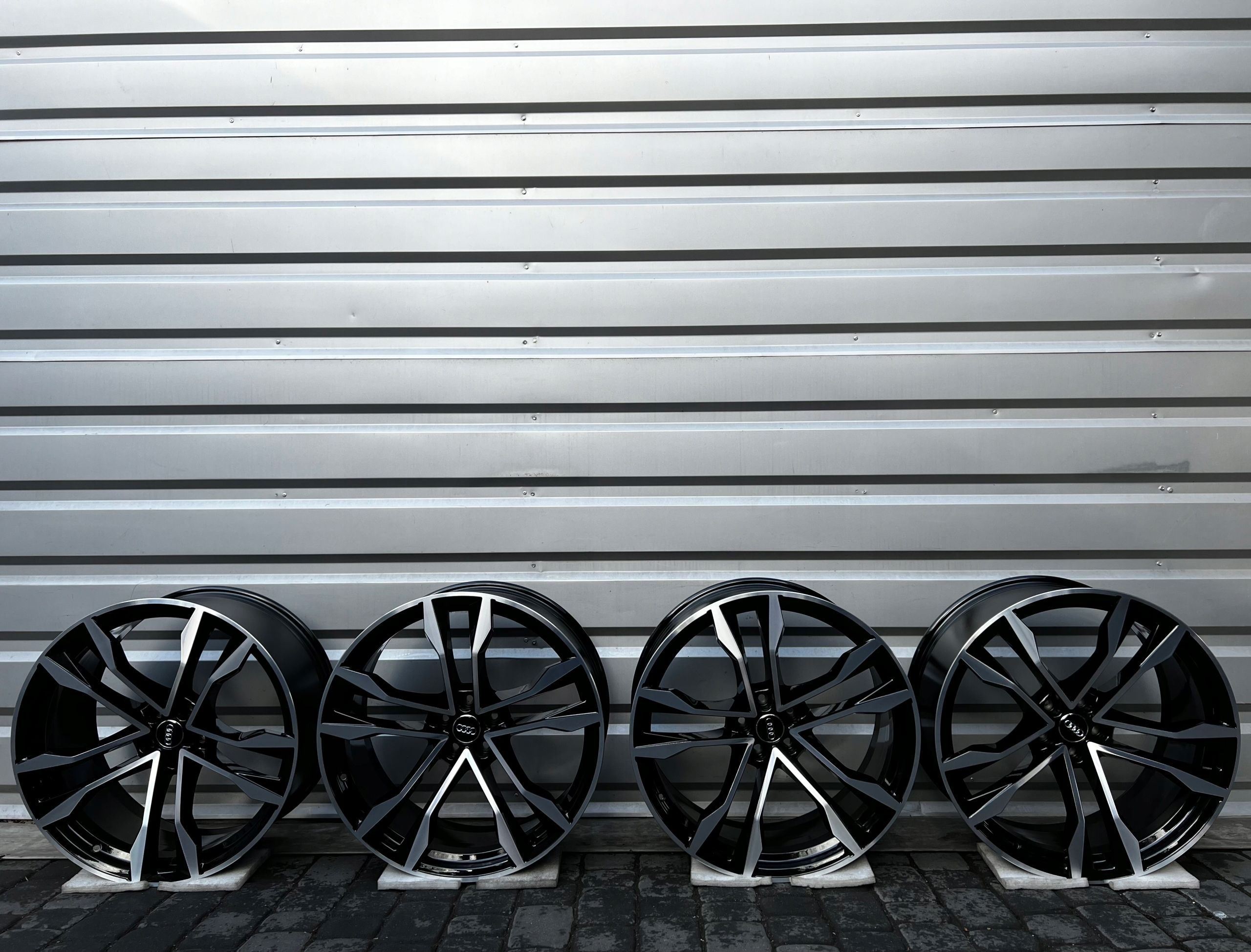 Felgi Audi 22 RS6 RS7 Q7 SQ7 Q8 SQ8 RSQ8 E-Tron