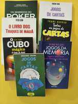 Livros sobre jogo de cartas, xadrez, magia e cubo mágico