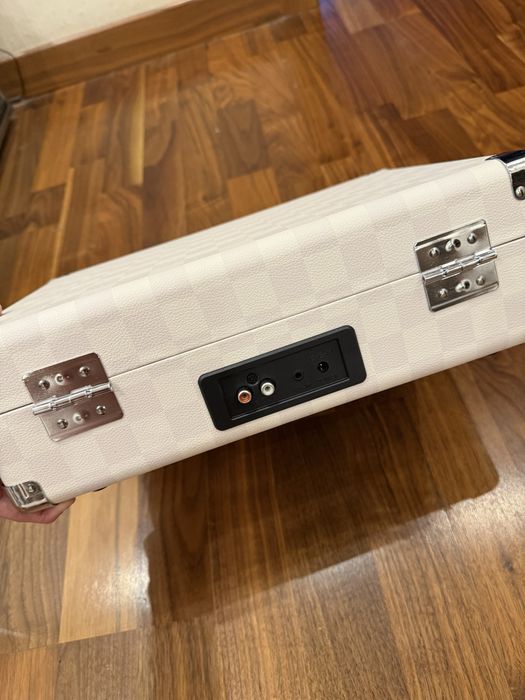 Вініловий програвач від Crosley