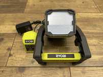 Lampa warsztatowa RYOBI 1800 Lm RLFD | 4AH + ładowarka - 2024r.