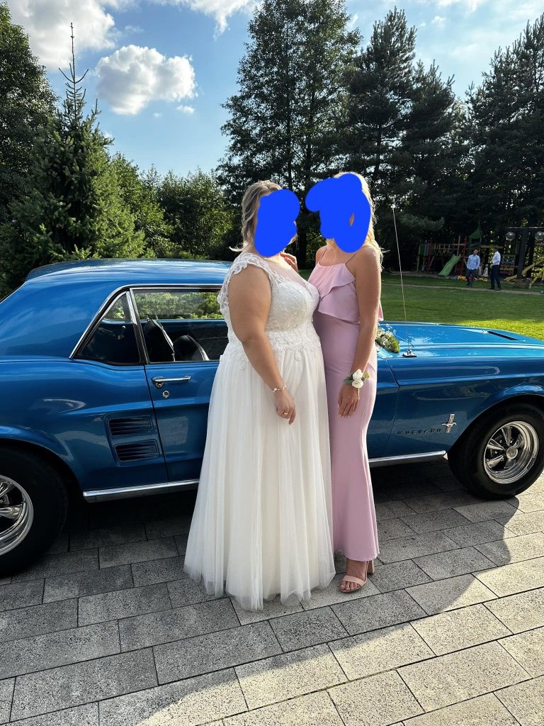 Suknia ślubna plus size