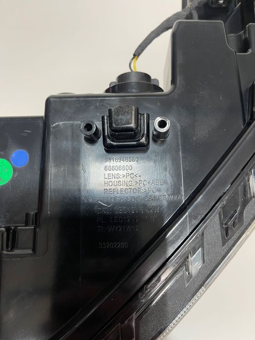 Citroen C5 Aircross Lampa Prawa LED DRL