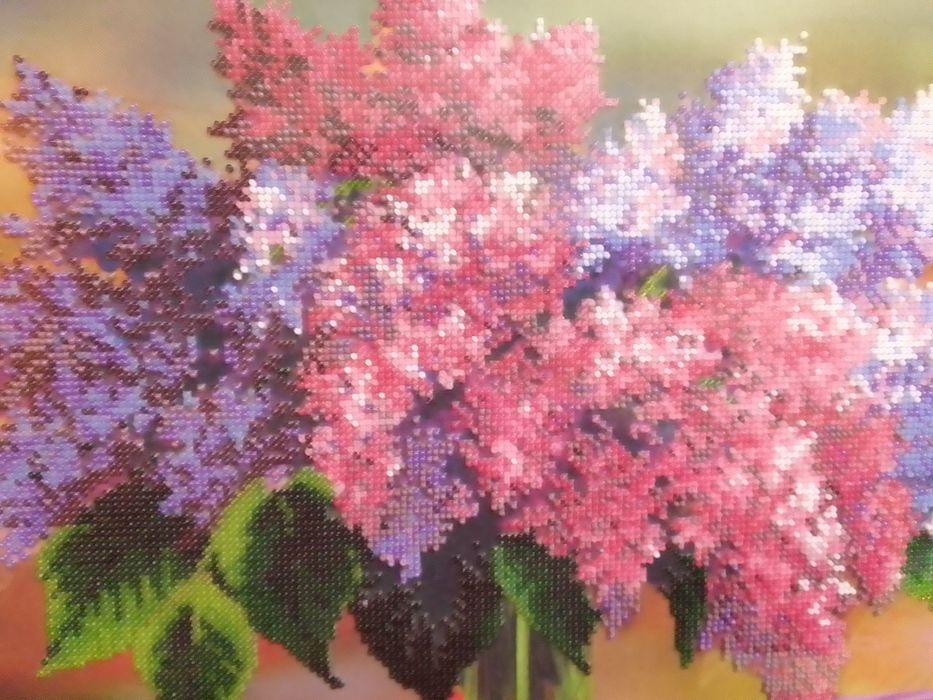 Вишита картина. Бузкова насолода.