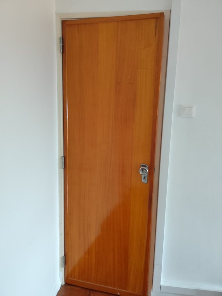 Portas interior de madeira