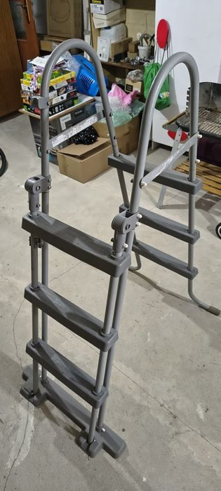 Drabinka oryginalna do basenu ogrodowego Bestway 457x107