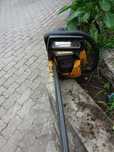 Motoserra em bom estado geral