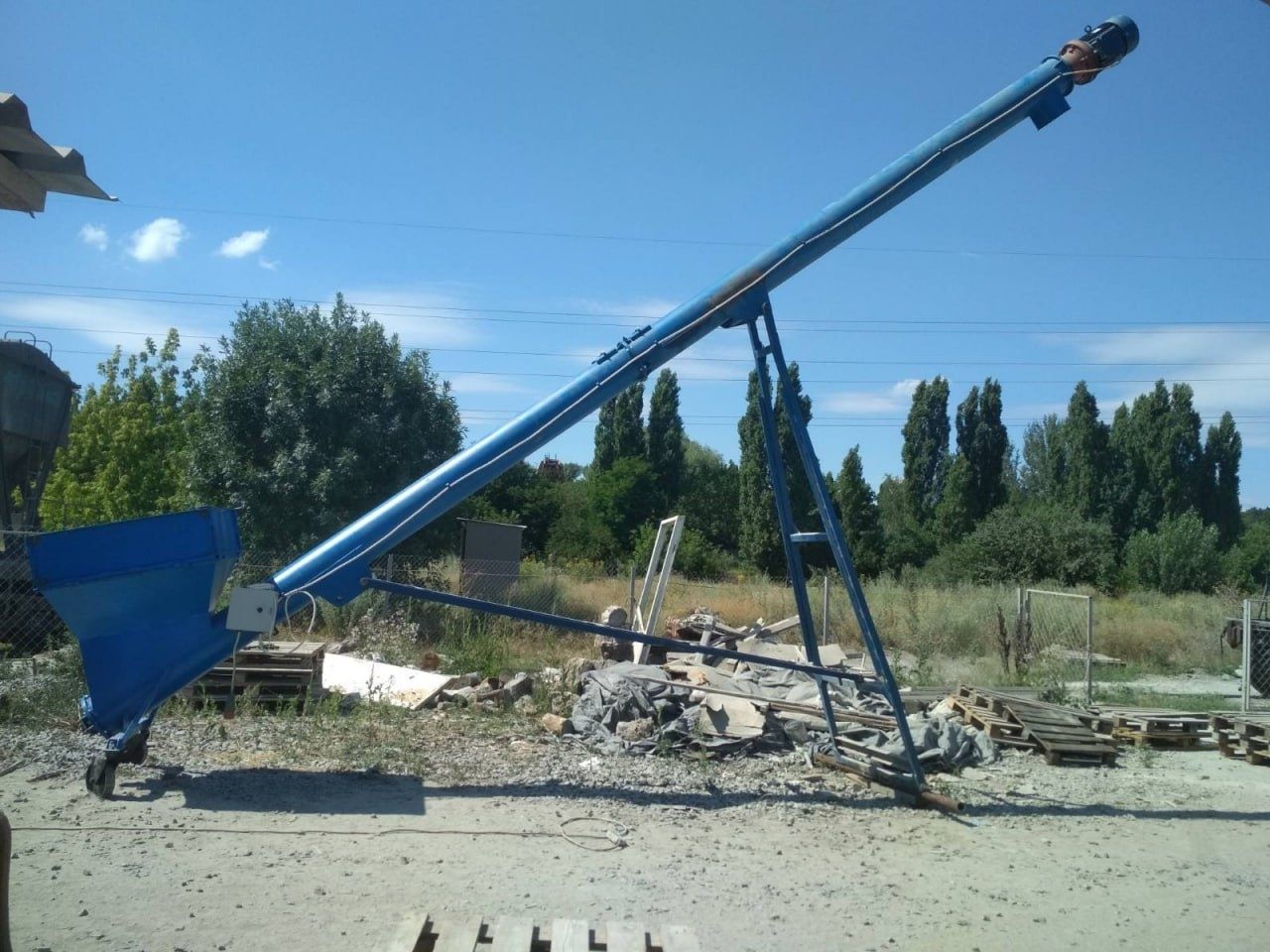 Шнек ШТС-219 до 35т/год, дозатори, погрузчики, конвеєр