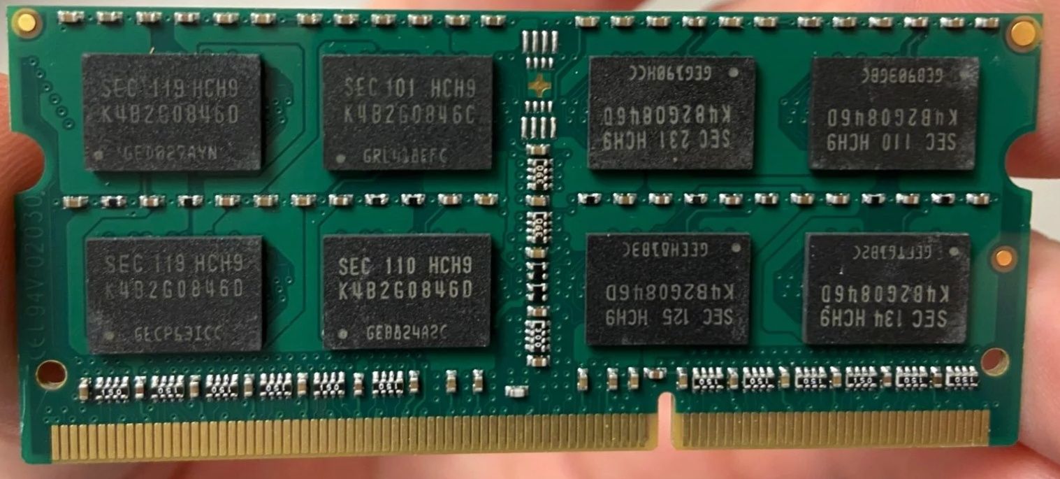 Memória RAM Samsung DDR3 4GB 1600MHz