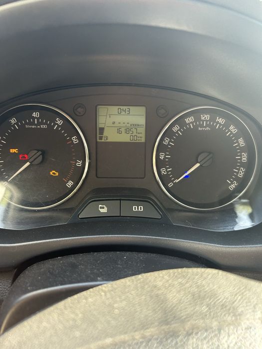 Продам Skoda Fabia 2 NEW