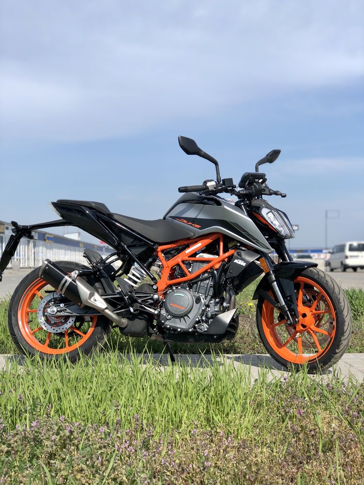 Мотоцикл KTM Duke 390 | Гарантія 2 роки.